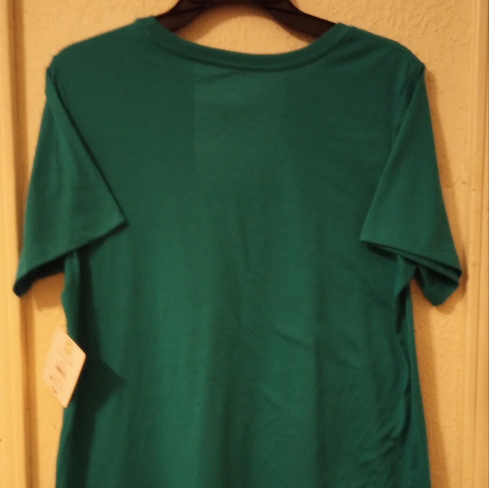 ๐ฎ ๐ New with Tags Celebrate Aunt Short Sleeve T-Shirt - Picture 3 of 4